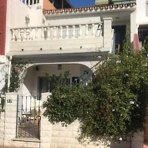  Holiday home Calle Quitapenas 37